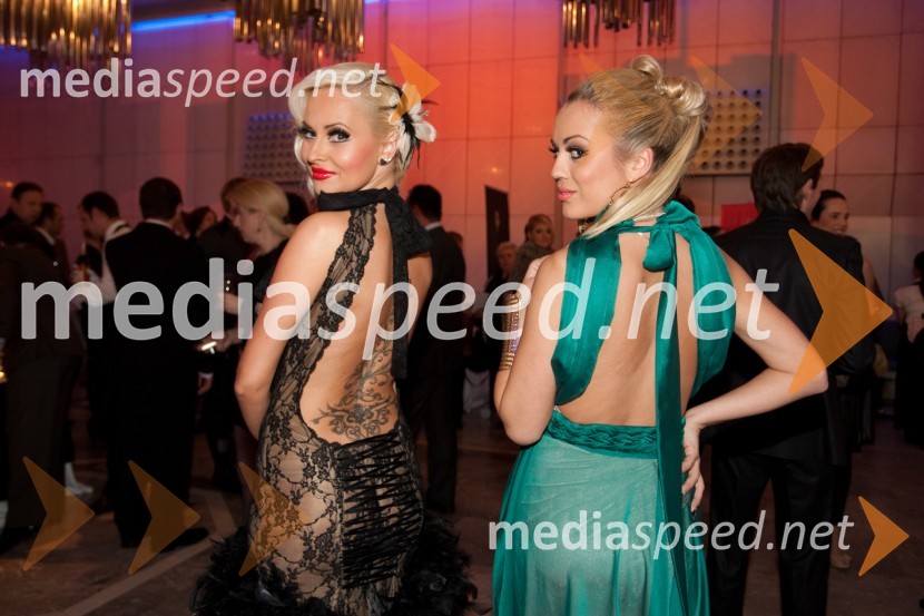 Doroteja Premužič, Diamantke in Katarina Benček, DiamantkeViktorji 2011, rdeča preproga in VIP dogajanje