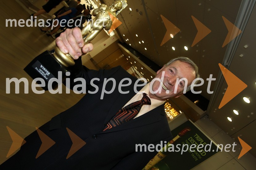 Mito Trefalt, prejemnik viktorja za življenjsko deloViktorji 2011, rdeča preproga in VIP dogajanje