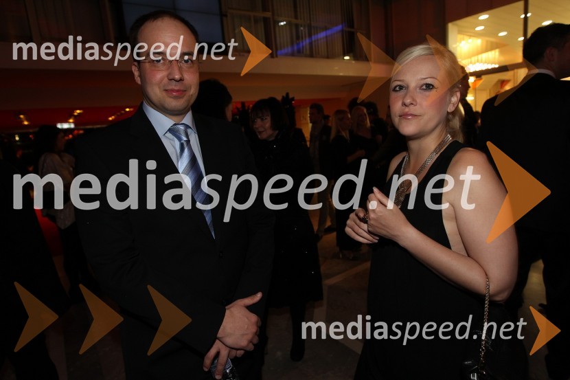 Leo Oblak, predsednik uprave Infonet media in ...Viktorji 2011, rdeča preproga in VIP dogajanje