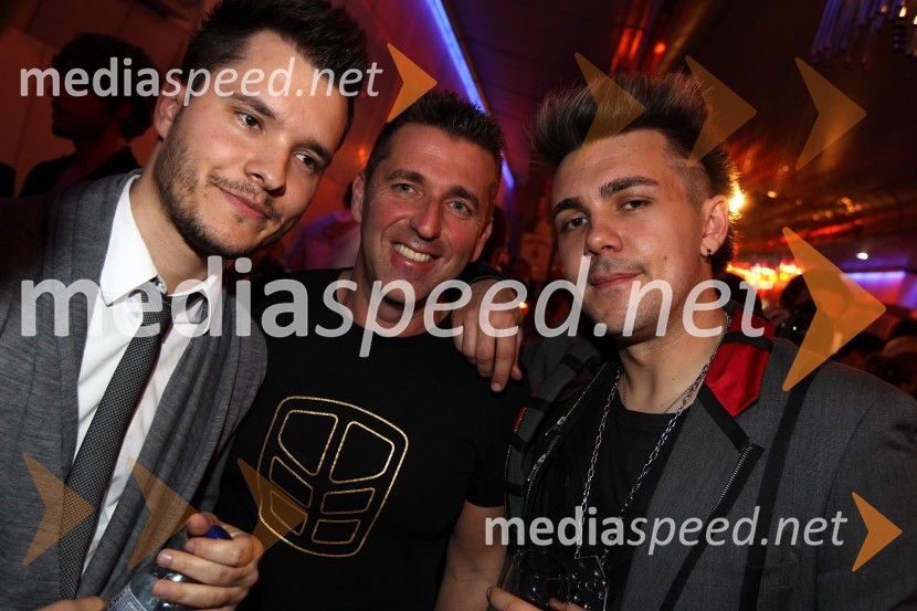 Dennis, Game over, Aleš Čepin, podjetnik in Aleš Vovk-Raay, glasbenikViktorji 2011, rdeča preproga in VIP dogajanje