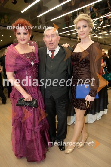 Milena Morača, operna pevka, Jurij Souček, igralec in hči HanaViktorji 2011, rdeča preproga in VIP dogajanje