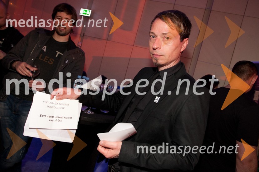 Mitja Bravhar, finančni direktor Kino ŠiškaViktorji 2011, rdeča preproga in VIP dogajanje