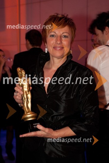 Rosvita Pesek, novinarkaViktorji 2011, rdeča preproga in VIP dogajanje