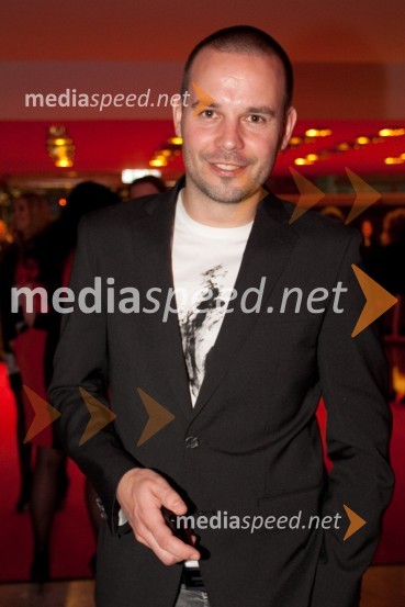 Štefko Bratkovič, moderatorViktorji 2011, rdeča preproga in VIP dogajanje