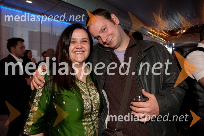 Višnja Gavran, organizatorka dogodkov, Krater media in Tine Strajnar, Vivo CateringViktorji 2011, rdeča preproga in VIP dogajanje