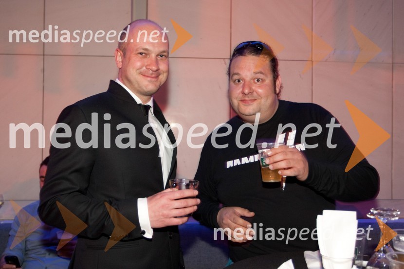 Igor Gajič in Martin Janežič - Buco, bobnarViktorji 2011, rdeča preproga in VIP dogajanje