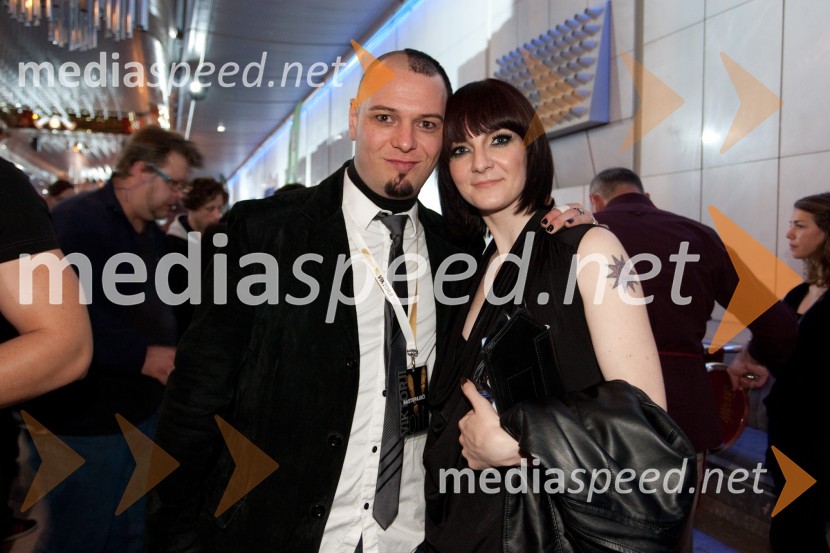 Tomi Meglič, Siddharta in Lara Baruca, pevkaViktorji 2011, rdeča preproga in VIP dogajanje