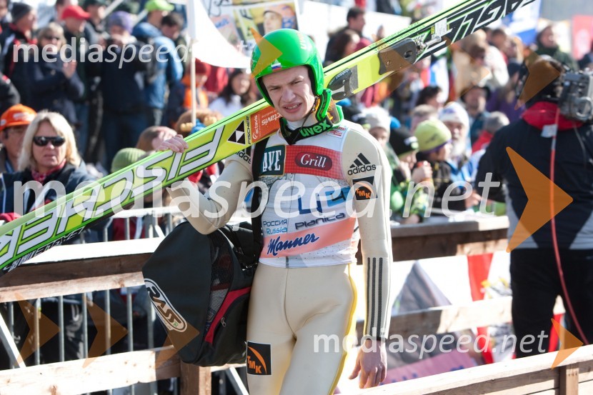 Denis Kornilov, smučarski skakalecPlanica 2012, finale v smučarskih poletih, ekipna tekma