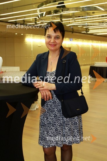 Vida Petrovčič, novinarkaViktorji 2011, rdeča preproga in VIP dogajanje