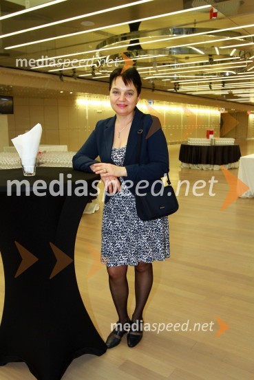 Vida Petrovčič, novinarkaViktorji 2011, rdeča preproga in VIP dogajanje