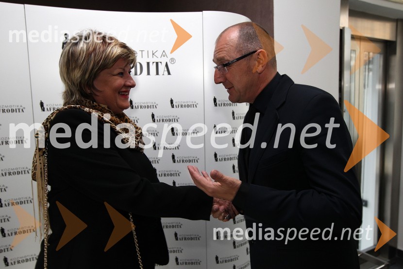 Danica Zorin Mijošek, direktorica in ustanoviteljica podjetja Kozmetika Afrodita ter Brane Krajnik, direktor The Slovenia TimesZaključna prireditev Guest Star 2011 - Izbor tujih osebnosti leta