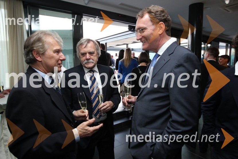 Prof. dr. Davorin Kračun, Ekonomsko poslovna fakulteta Univerze v Mariboru, ... in Jos Douma, veleposlanik Nizozemske v SlovenijiZaključna prireditev Guest Star 2011 - Izbor tujih osebnosti leta