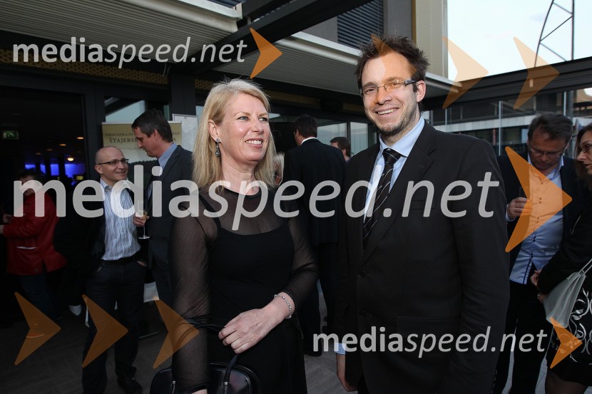 		
... in Matic Stergar, marketing The Slovenia TimesZaključna prireditev Guest Star 2011 - Izbor tujih osebnosti leta