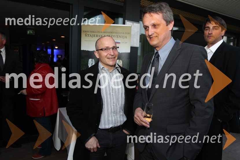 Gregor Jeza, nekdanji predsednik uprave Casina Mond in Tomaž Kancler, podžupan MOMZaključna prireditev Guest Star 2011 - Izbor tujih osebnosti leta
