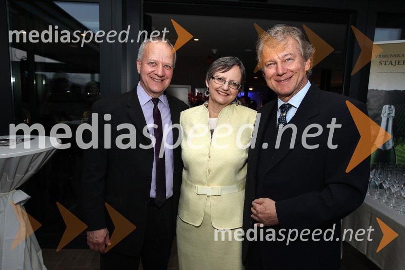 Joseph A. Mussomeli, veleposlanik ZDA v Sloveniji in soproga ter prof. dr. Davorin Kračun, Ekonomsko poslovna fakulteta Univerze v MariboruZaključna prireditev Guest Star 2011 - Izbor tujih osebnosti leta