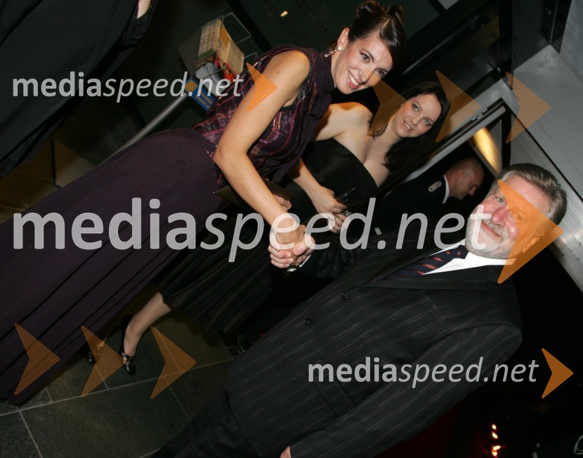 Gordana Sredojevič Goga, glavna in odgovorna urednica revij Smrklja, Eva, Lepa in zdrava in Andrej Lesjak, direktor podjetja Delo revije, d.d.Femme fatal 2006, izbor revije Eva