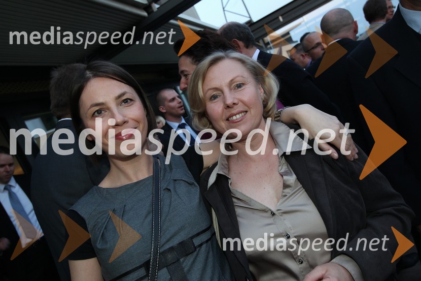 Ksenija Samardžija Matul; Tatjana DolancZaključna prireditev Guest Star 2011 - Izbor tujih osebnosti leta