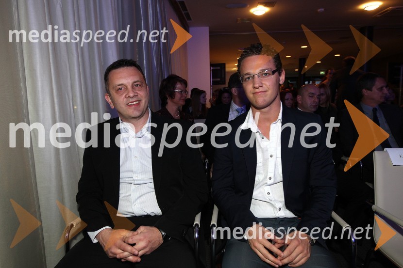 Igor Kolaković, trener ACH Volley in John Hughes, hokejist HDD Tilia OlimpijaZaključna prireditev Guest Star 2011 - Izbor tujih osebnosti leta