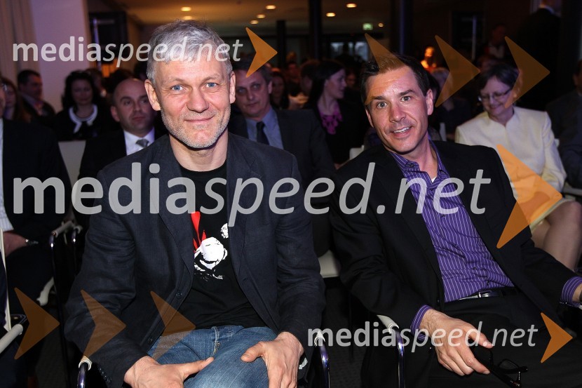 Koen Van Daele, programski direktor Kinodvora in Christopher Wurst, kulturni ataše na veleposlaništvu Združenih držav AmerikeZaključna prireditev Guest Star 2011 - Izbor tujih osebnosti leta
