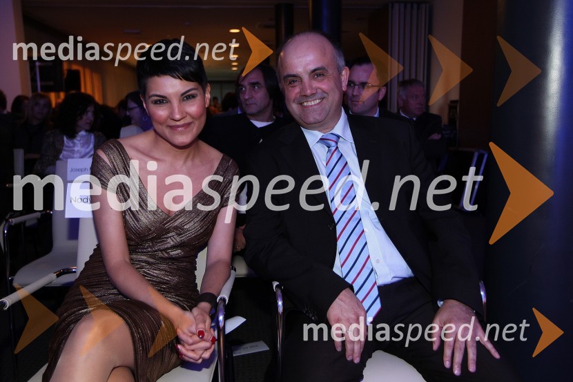 Nadya Zhexembayeva, predavateljica na IEDC Bled in Klaus J. Holeczek, izvršni direktor Odelo SlovenijaZaključna prireditev Guest Star 2011 - Izbor tujih osebnosti leta