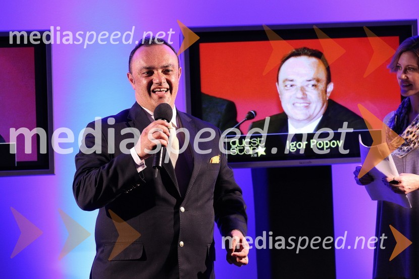 Igor Popov, veleposlanik Makedonije v Sloveniji in Hannah Mancini, pevkaZaključna prireditev Guest Star 2011 - Izbor tujih osebnosti leta