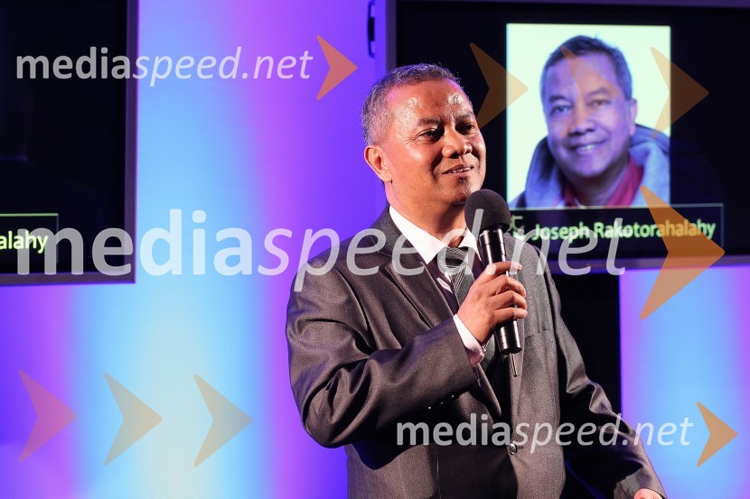 Joseph Rakotorahalahy, glasbenik in pripovedovalec zgodbZaključna prireditev Guest Star 2011 - Izbor tujih osebnosti leta