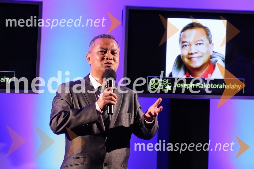 Joseph Rakotorahalahy, glasbenik in pripovedovalec zgodbZaključna prireditev Guest Star 2011 - Izbor tujih osebnosti leta