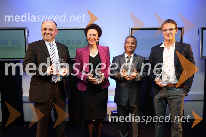 Klaus J. Holeczek, izvršni direktor Odelo Slovenija, Anunciada Fernandez de Cordova, veleposlanica Kraljevine Španije v Sloveniji, Joseph Rakotorahalahy, glasbenik in pripovedovalec zgodb in John Hughes, hokejist HDD Tilia OlimpijaZaključna prireditev Guest Star 2011 - Izbor tujih osebnosti leta