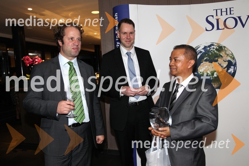 Aleksander Kravanja, Marko Stepic ter Joseph Rakotorahalahy, glasbenik in pripovedovalec zgodbZaključna prireditev Guest Star 2011 - Izbor tujih osebnosti leta