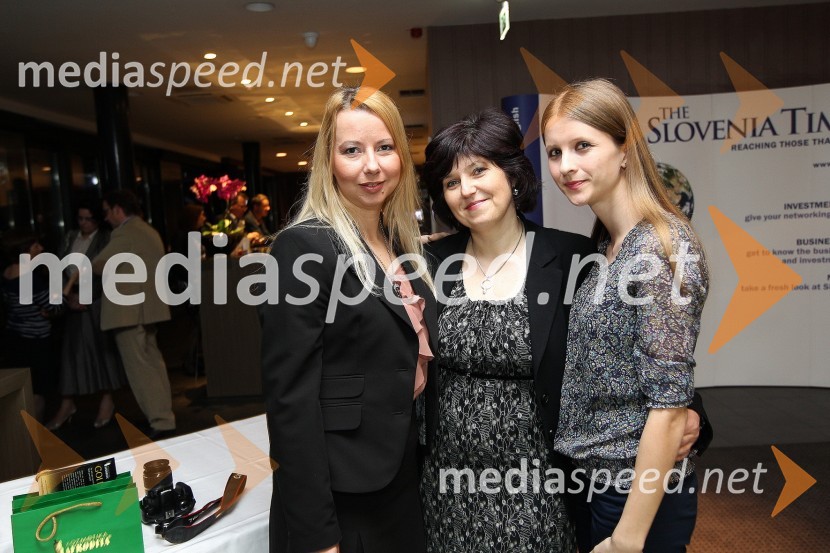 Mišela Firšt Vučenović, Kozmetika Afrodita; Judita Železnik, tržno komuniciranje Kozmetike Afrodita; Nastja Egartner, Kozmetika AfroditaZaključna prireditev Guest Star 2011 - Izbor tujih osebnosti leta