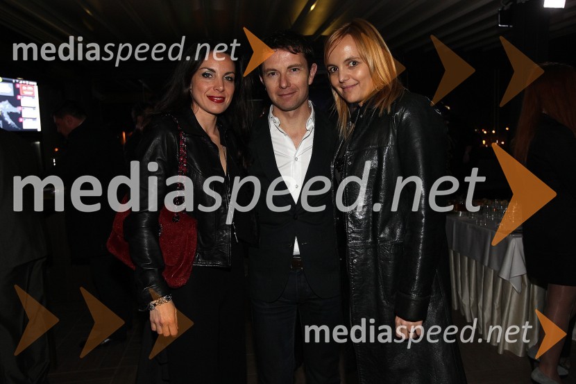 Tijana Orešič, soprog Tomaž Orešič, EFT Group in mag. Ajša Vodnik, izvršna direktorica Ameriške gospodarske zbornice (AmCham)Zaključna prireditev Guest Star 2011 - Izbor tujih osebnosti leta