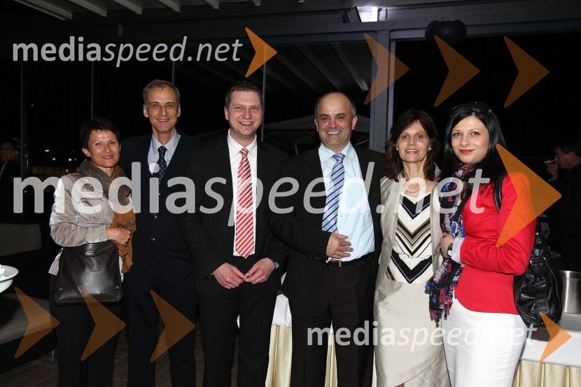 ..., ..., ..., Klaus J. Holeczek, izvršni direktor Odelo Slovenija, soproga Heike in ...Zaključna prireditev Guest Star 2011 - Izbor tujih osebnosti leta
