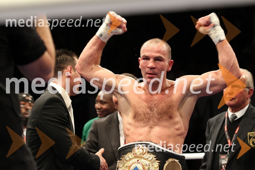 Dejan Zavec, interkontinentalni prvak velterske kategorije po različici WBODejan Zavec vs. Bethuel Uushona, dvoboj za naslov interkontinentalnega prvaka velterske kategorije po različici WBO