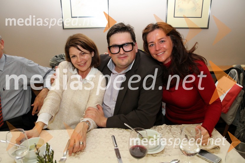Lidia Pavlin, Agencija Nicha, Danijel Koletić, Apriori Komunikacije in predsednik organizacijskega odbora mednarodne konference PRO.PR 2012 ter Bernarda Boh, Telekom Slovenije d.d.10. PRO.PR konferenca, mednarodna konferenca za odnose z javnostmi