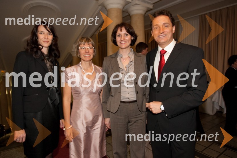 Anja Strojin Štampar, podpredsednica Lions kluba Viva, Vera Aljančič Falež, članica uprave Mercatorja, predsednica Lions kluba Viva, Karmen Doljak in brat Anton Petrič, Director, CISCO SYSTEMS, Podružnica LjubljanaDobrodelni dogodek Lions kluba Viva