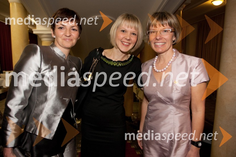 Maja Makovec Brenčič, prodekanja za razvoj na Ekonomski fakulteti v Ljubljani, podpredsednica Lions kluba Viva, Edita Krajnovič, Mediade in Vera Aljančič Falež, članica uprave Mercatorja, predsednica Lions kluba VivaDobrodelni dogodek Lions kluba Viva