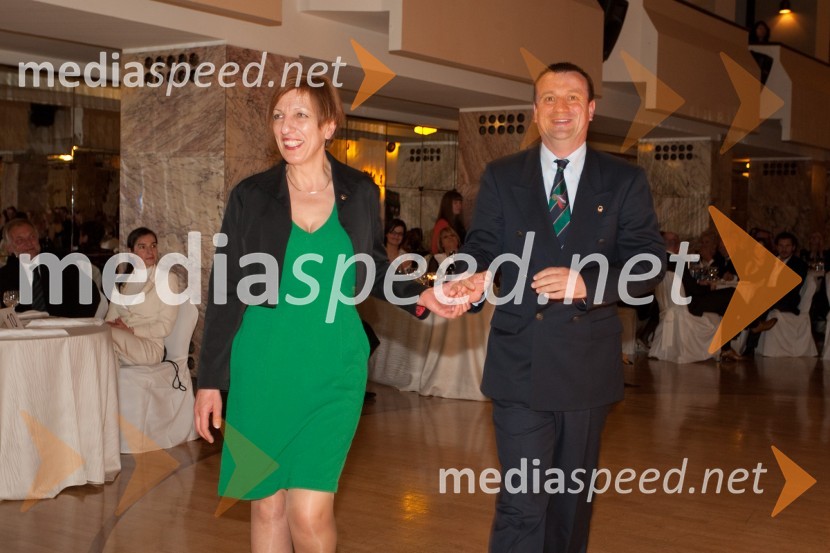 Viktorija Potočnik, nekdanja županja Mestne občine Ljubljana in Anton HorvatičDobrodelni dogodek Lions kluba Viva