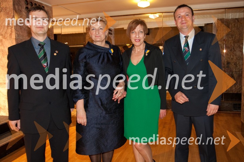 Bojan Vodopija, Lidija Drobež, Viktorija Potočnik, nekdanja županja Mestne občine Ljubljana in Anton HorvatičDobrodelni dogodek Lions kluba Viva
