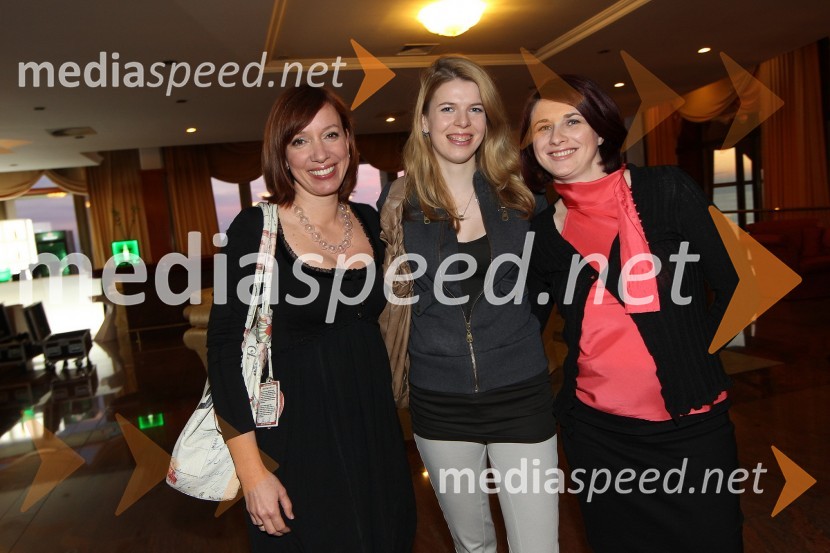 Ladeja Godina Košir, direktorica marketinga družbe Delo d.d., Ana LaRue, marketing Delo d.d. in Estera Lah Poljak, marketing Delo d.d.SOF - Slovenski oglaševalski festival, podelitev priznanj in zaključna zabava