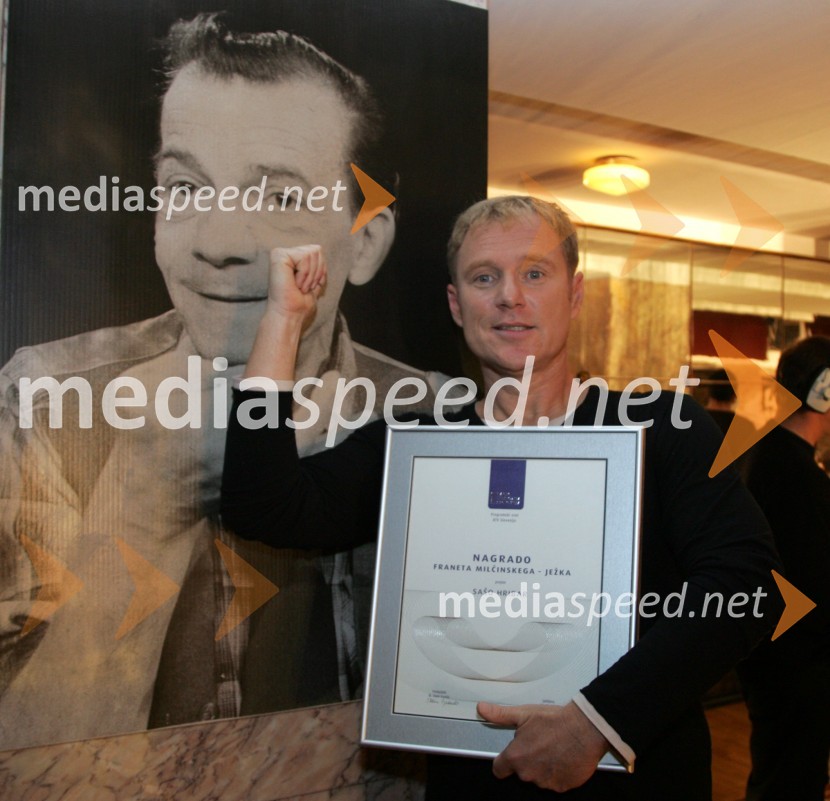 Sašo Hribar, televizijski voditelj - dobitnik Ježkove nagrade 2006Podelitev Ježkove nagrade 2006