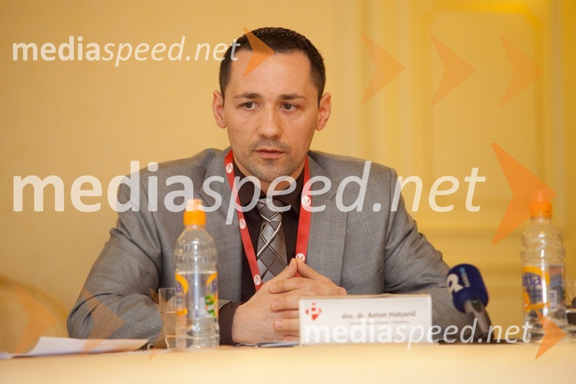 Dr. Anton Habjanič, direktor TehnoCentra UMKonferenca Podim 2012, 1. dan