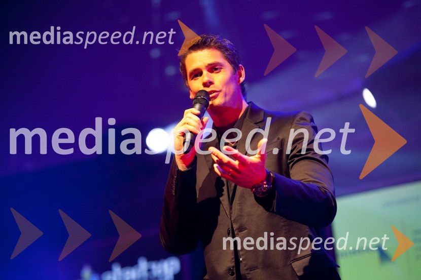 Boštjan Bračič, pevec in radijski moderatorKonferenca Podim 2012, 1. dan