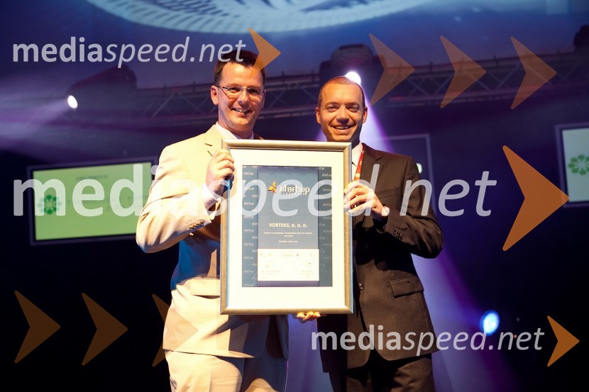 Peter Frantar, soustanovitelj podjetja Vorteks in Urban Lapajne, Tovarna podjemovKonferenca Podim 2012, 1. dan