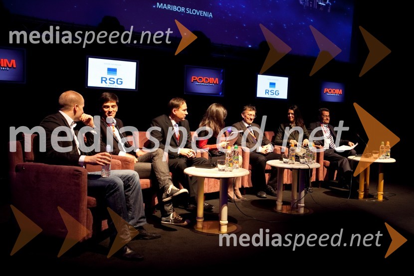 	Jure Mikuž, direktor RSG Kapital in predsednik Slovenskega združenja skladov tveganega kapitala, Jugoslav Petković, Silicon Gardens , Simon Hvalec, izvršilni direktor Nova KBM d.d. za Področje vzhodne Slovenije, mag. Maja Tomanič Vidovič, direktorica Slovenski podjetniški sklad, prof. dr. Danijel Rebolj, rektor Univerze v Maribor, Petra Drobne, JAPTI in prof. Miroslav Rebernik, programski vodja konference Podim, Ekonomsko-poslovna fakulteta Univerze v MariboruKonferenca Podim 2012, 1. dan