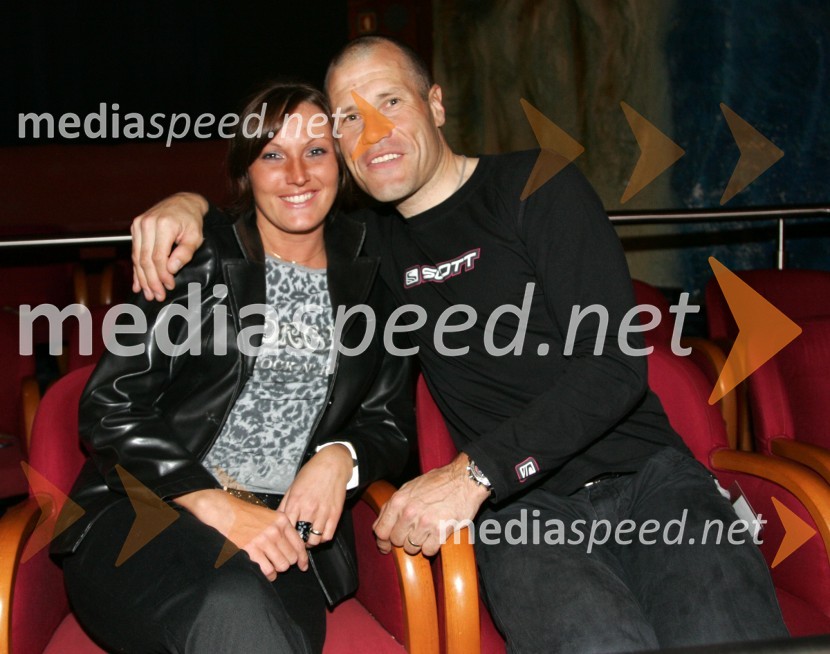 Jure Robič, ekstremni kolesar z ženo PetroMiss Hawaiian Tropic 2007, finale