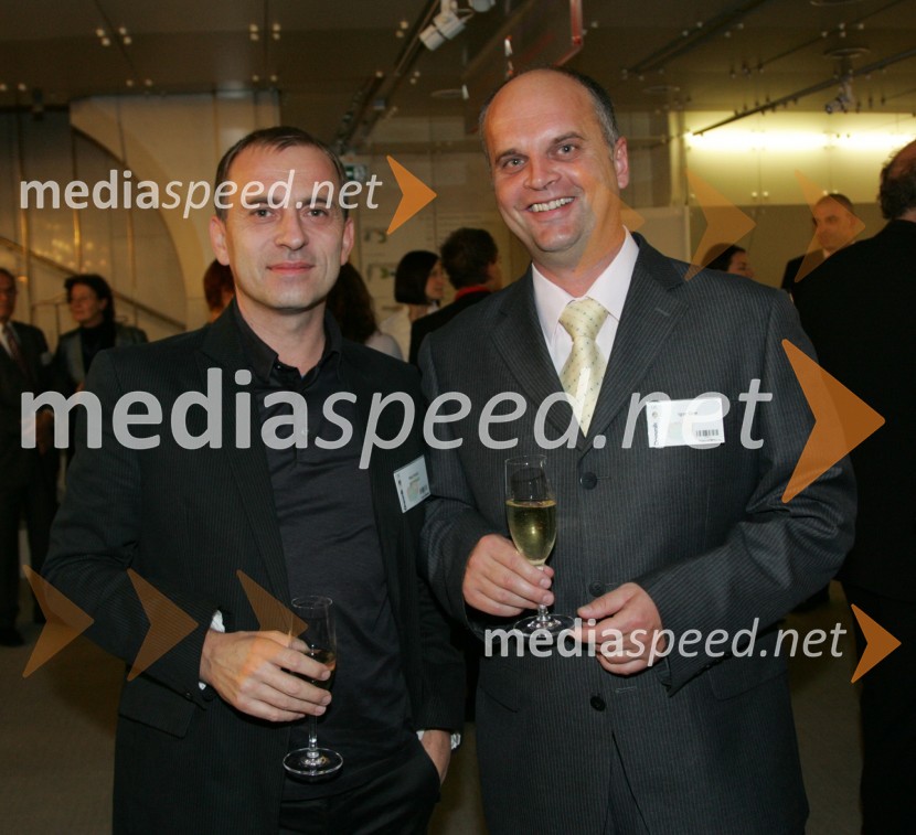 Blaž Peršin, načelnik oddelka za kulturo Mestne občine Ljubljana in Igor GrmGazela 2006, finale