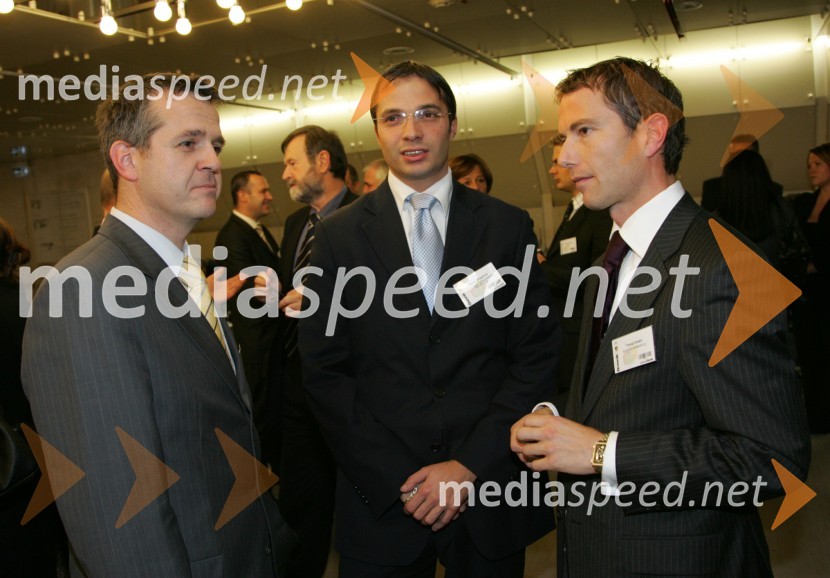 Uroš Skuhala, izvršilni direktor marketinga Zavarovalnice Maribor, Marko Pogačnik, direktor (SOD) Slovenska odškodninska družba in Tomaž Orešič, član uprave Elektro Maribor d.d.Gazela 2006, finale