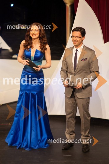 Natalija Verboten in Andrej Hofer, voditeljaFestival polka in valček 2012