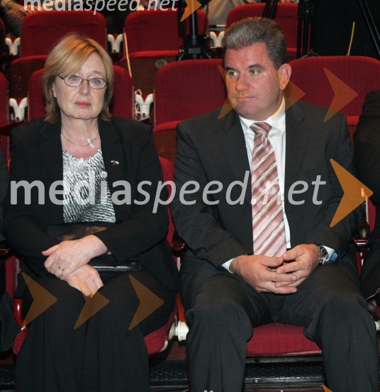 Birgitta Cecilia Maria Stenius - Mladenov, finska veleposlanica in Andrej Vizjak, minister za gospodarstvoGazela 2006, finale