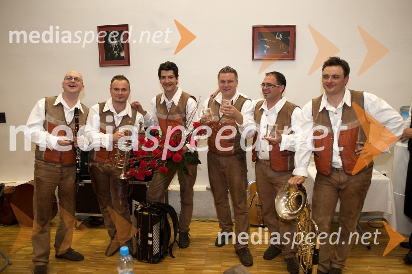 Člani ansambla PajdašiFestival polka in valček 2012